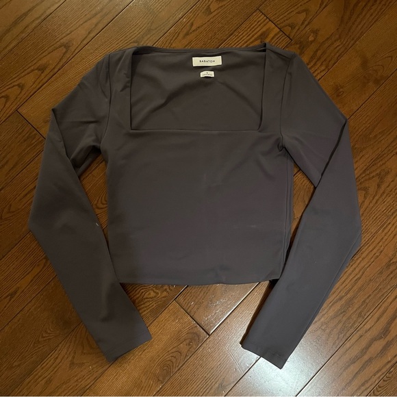 Babaton contour square neck long sleeve - Picture 2 of 4